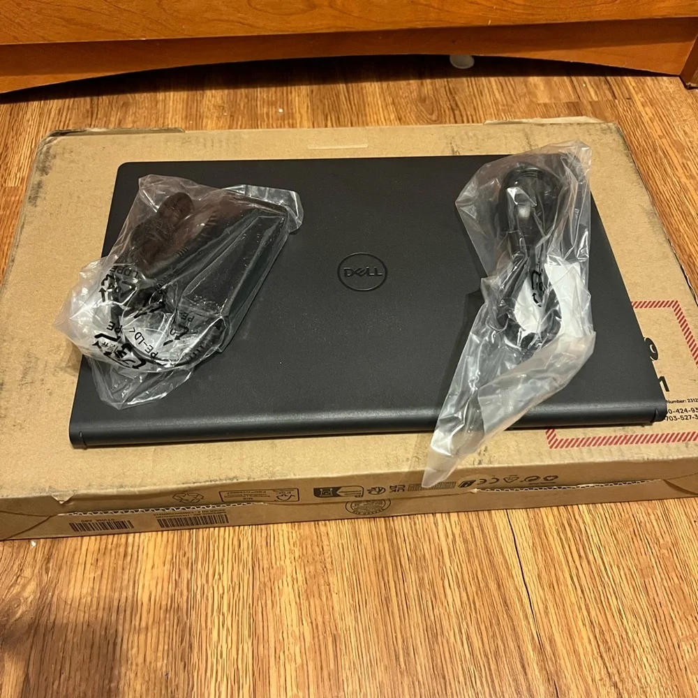 Dell Inspiron 15 Laptop(15.6”)